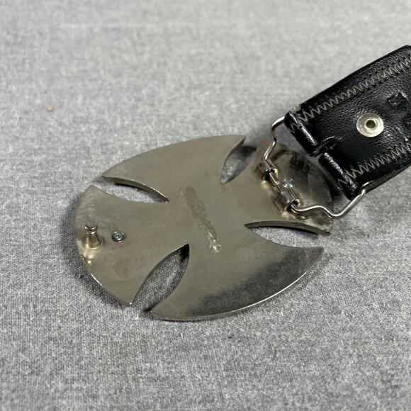 Silver Cutout Open Cross Belt Buckle & Leather Belt Vintage Shows Some Ware - Picture 6 of 8